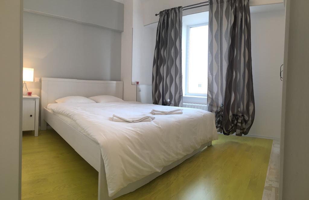 Green Apartment Bucarest Esterno foto