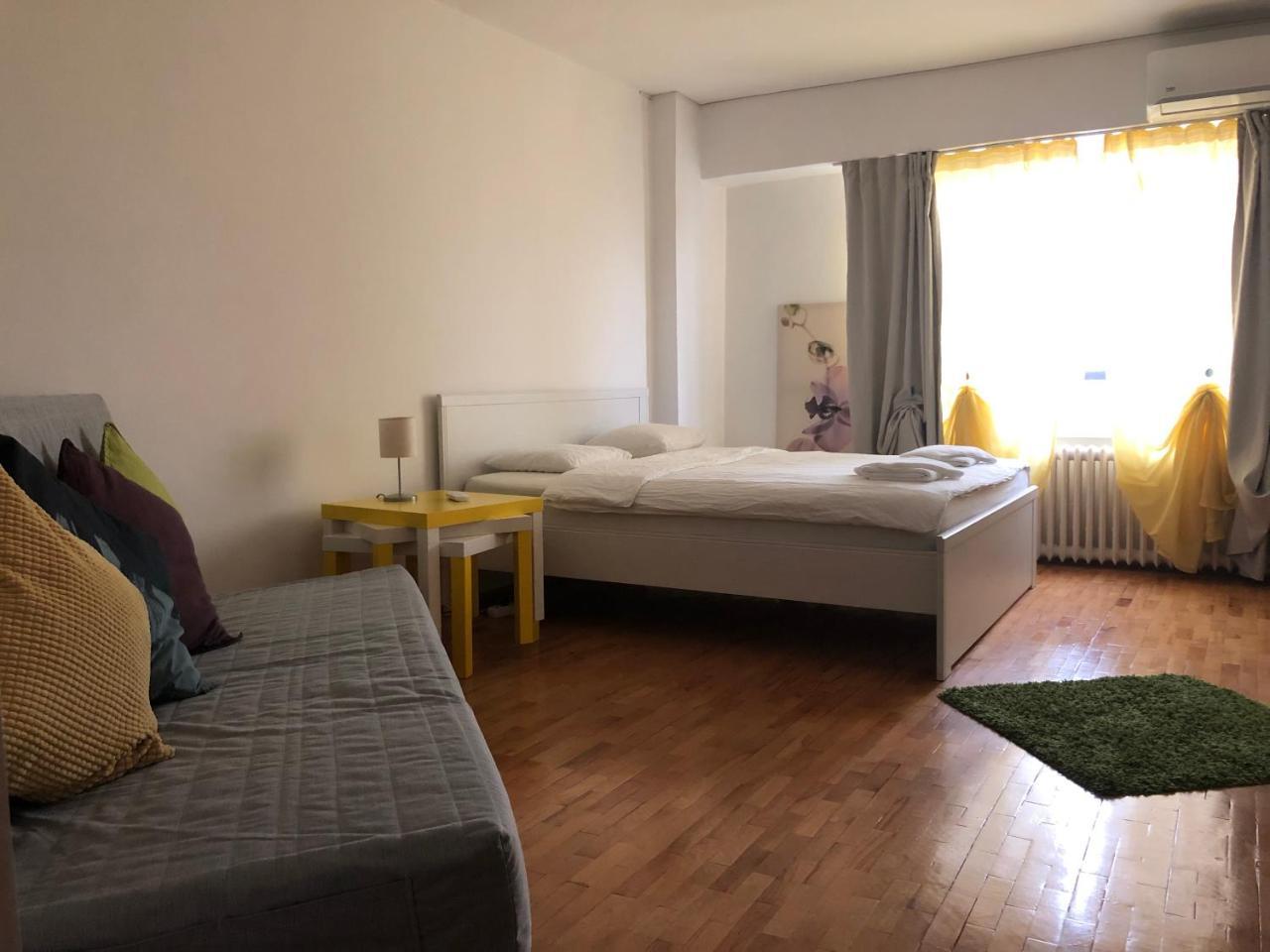 Green Apartment Bucarest Esterno foto